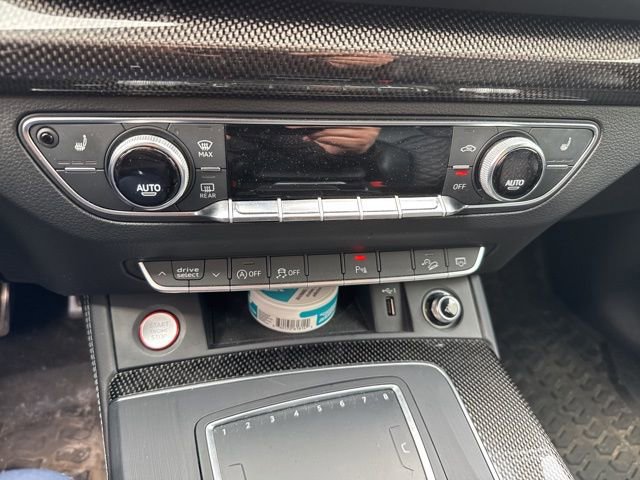 Used 2018 Audi SQ5 Prestige w/ Prestige Package image 19