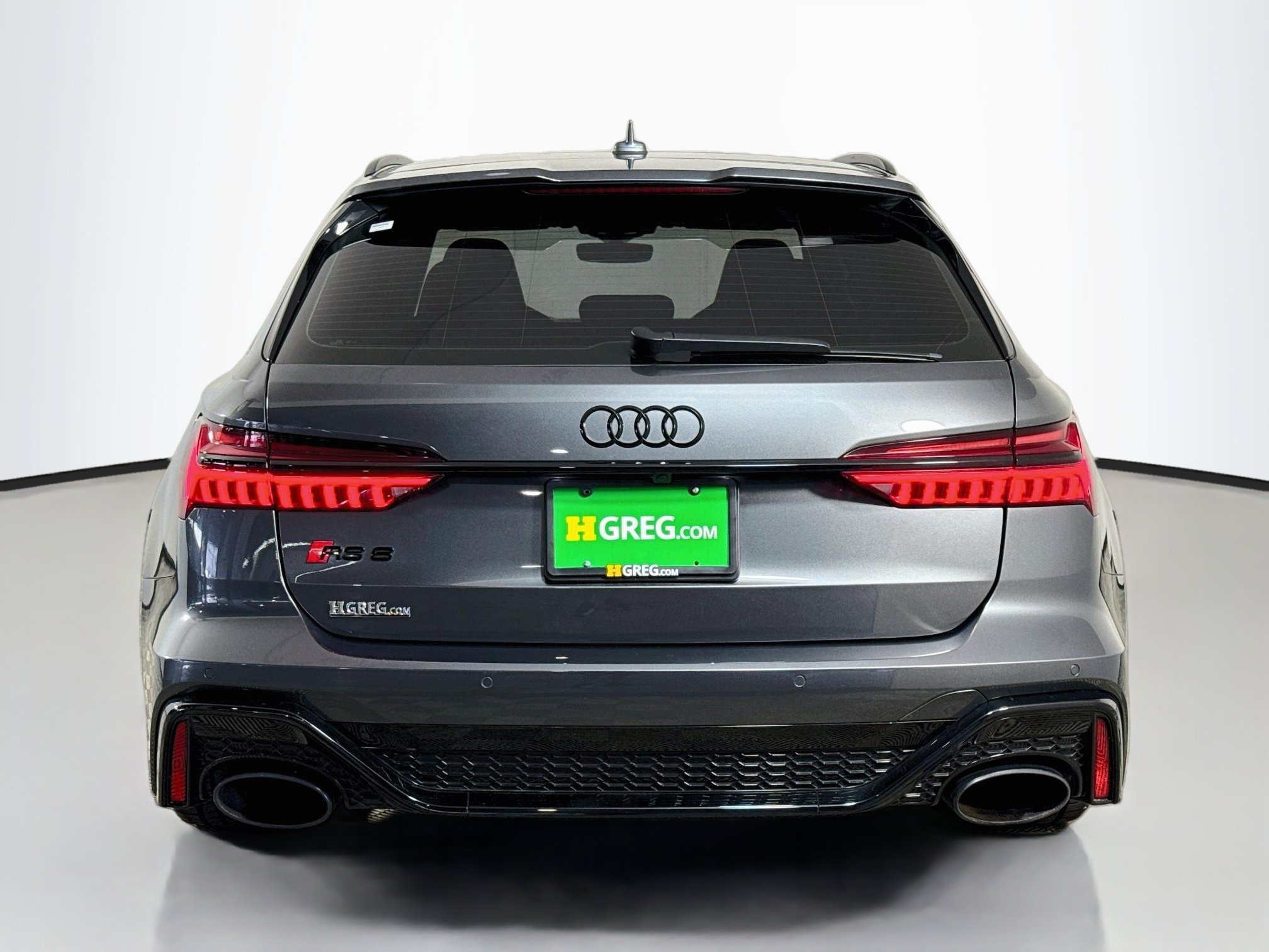 Used 2022 Audi RS 6 w/ Executive Package AWD/4WD image 8
