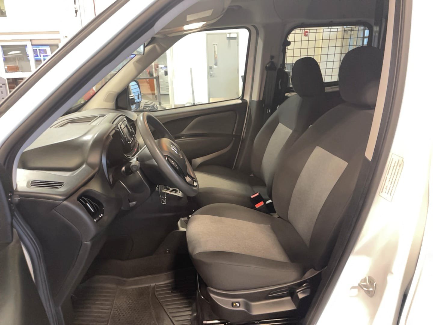 Used 2022 RAM ProMaster City Tradesman w/ Window Group 05 FWD image 10