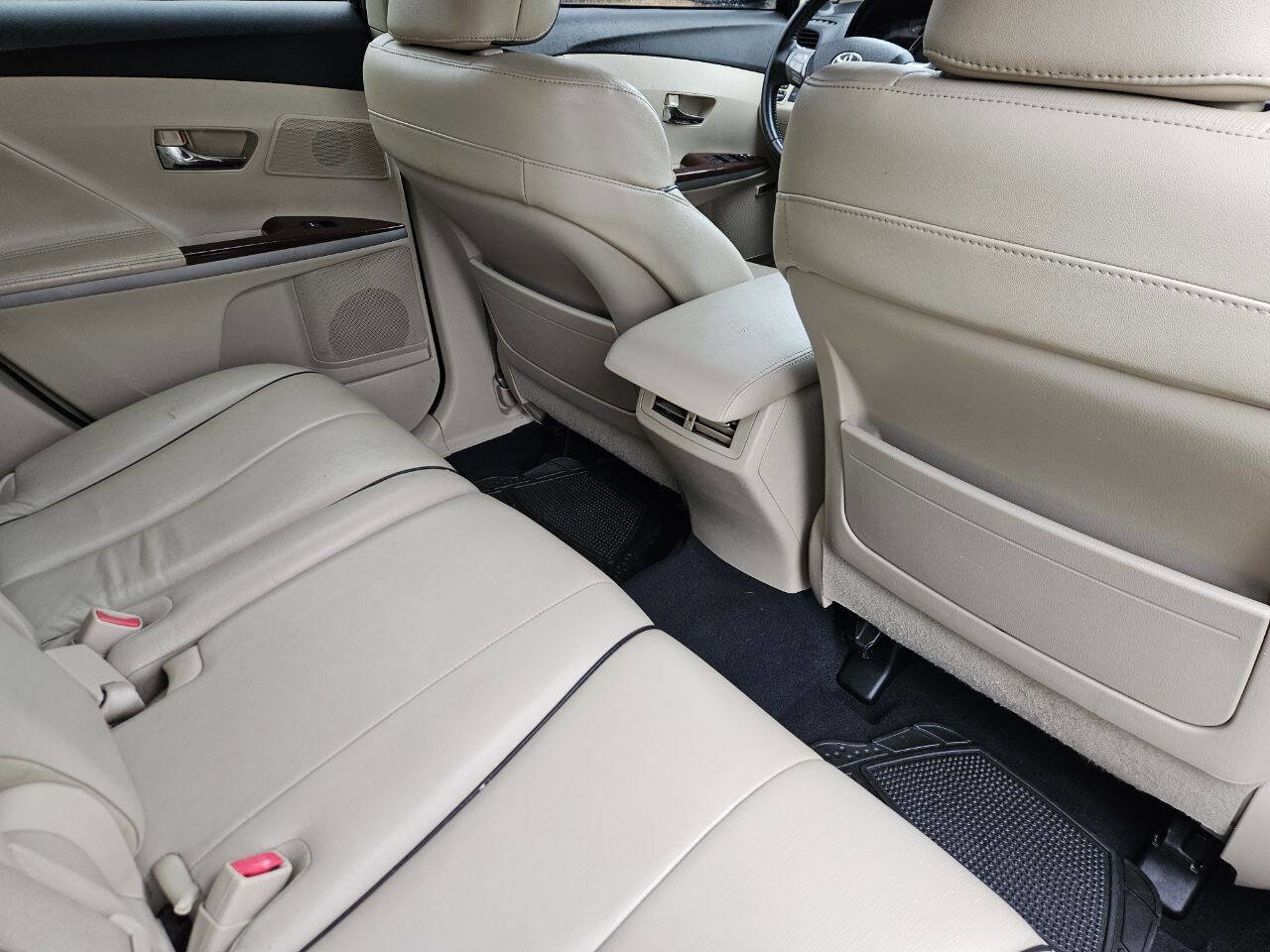 Used 2009 Toyota Venza AWD image 13