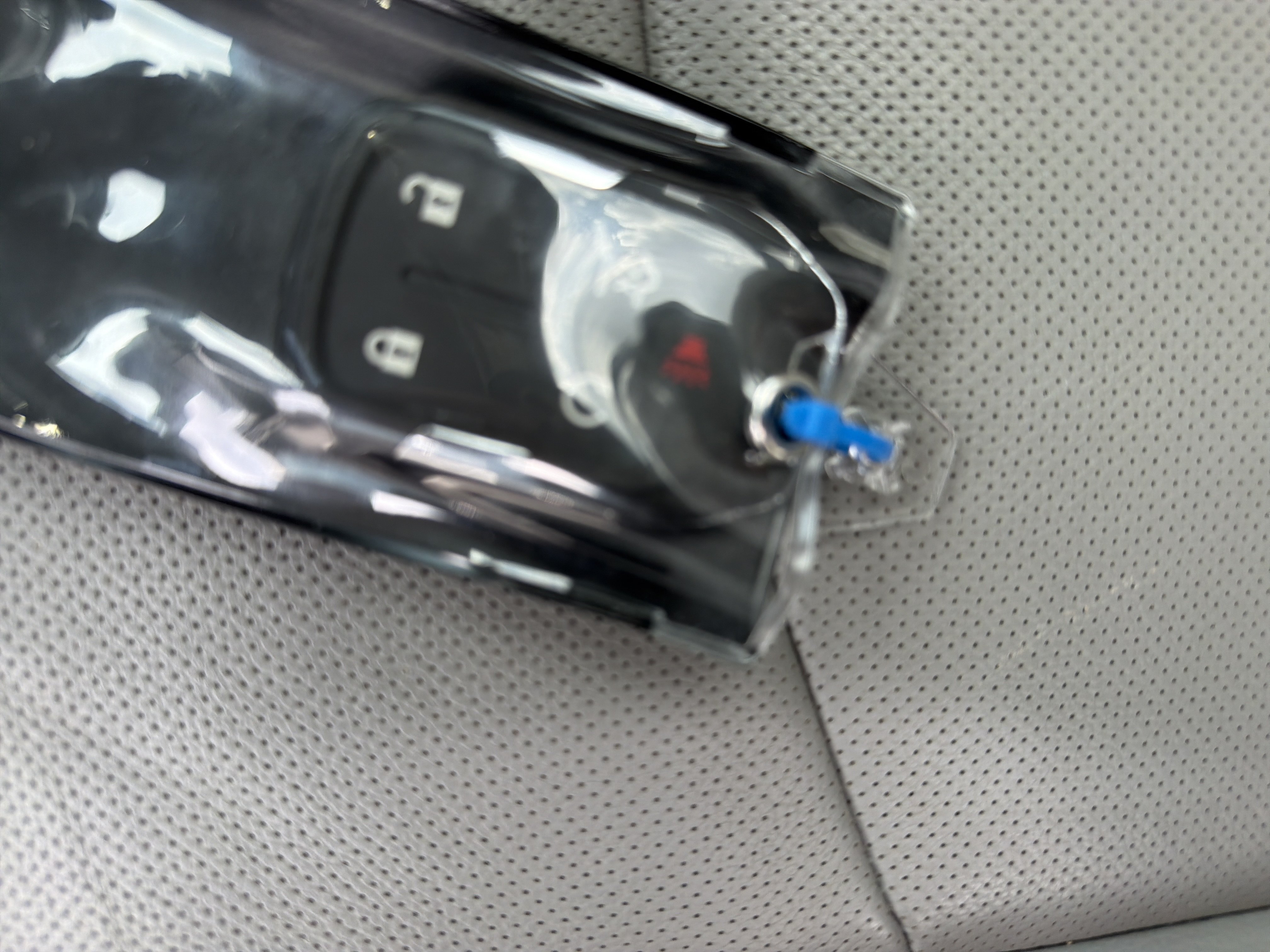 Used 2023 GMC Terrain SLT w/ Tech Package FWD image 38