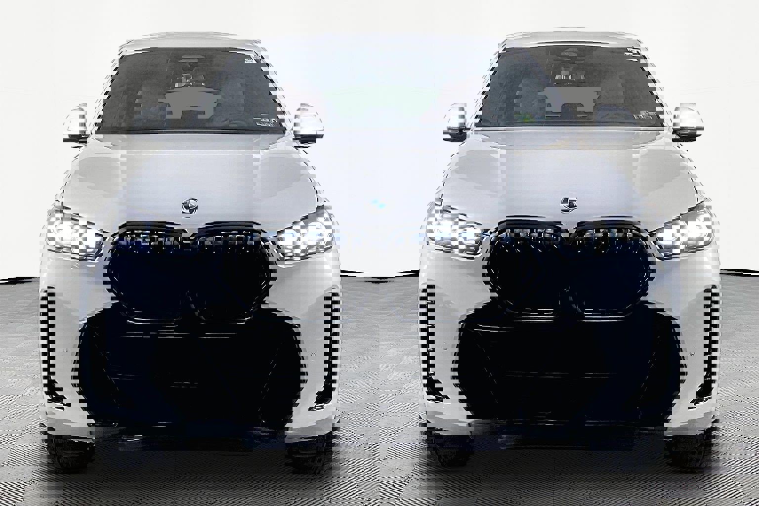 Certified 2024 BMW X6 xDrive40i w/ Executive Package image 2