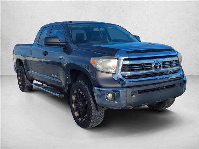 Used 2017 Toyota Tundra SR5 w/ SR5 Upgrade Package AWD/4WD image 3