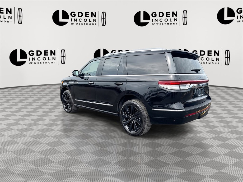 Used 2024 Lincoln Navigator Reserve image 6
