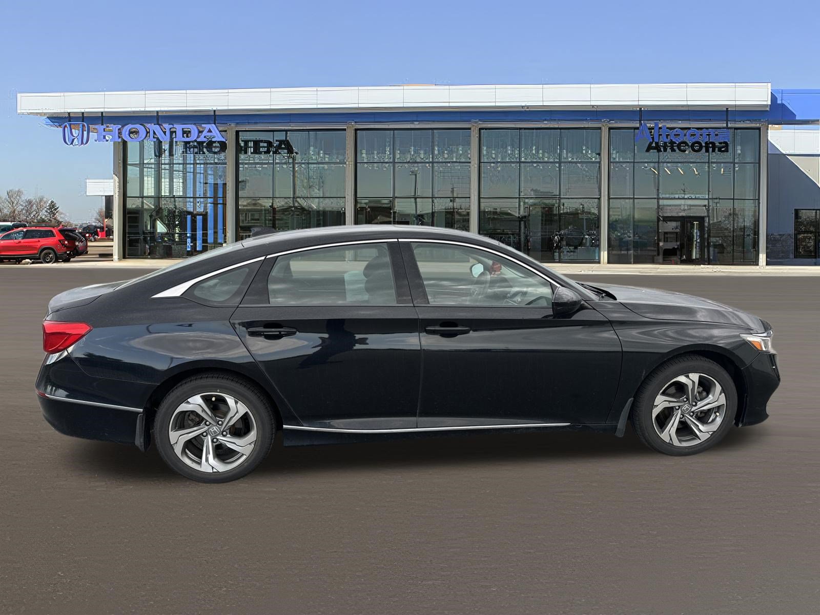 Used 2018 Honda Accord EX image 5