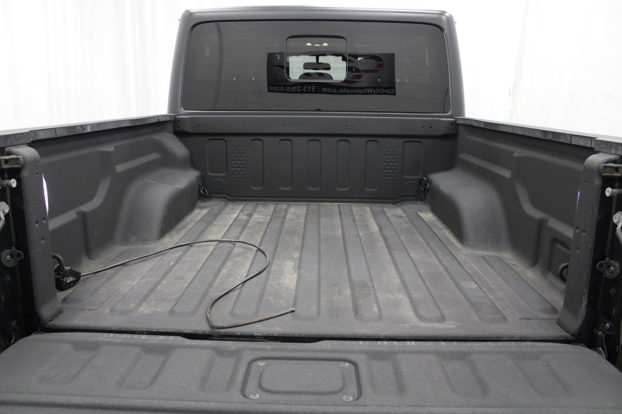 Used 2020 Jeep Gladiator Sport w/ Technology Group image 16