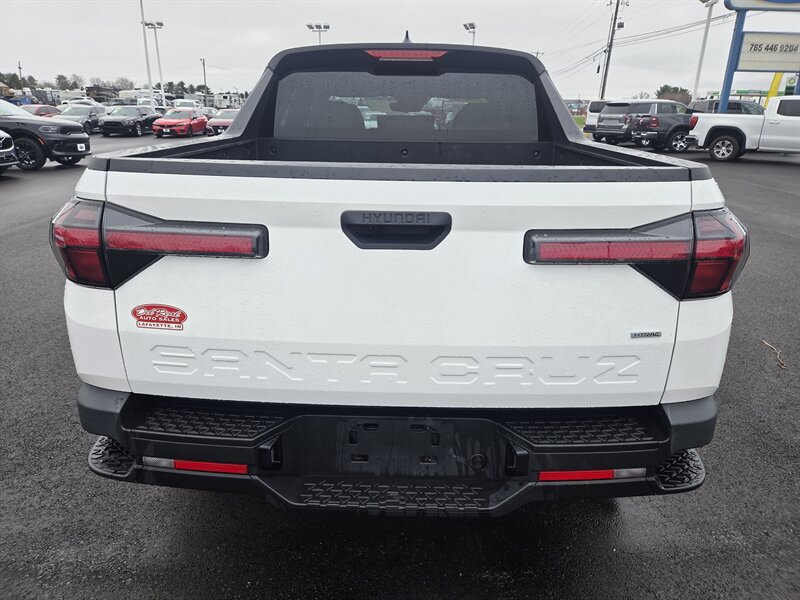 Used 2023 Hyundai Santa Cruz SEL w/ Cargo Package AWD/4WD image 4