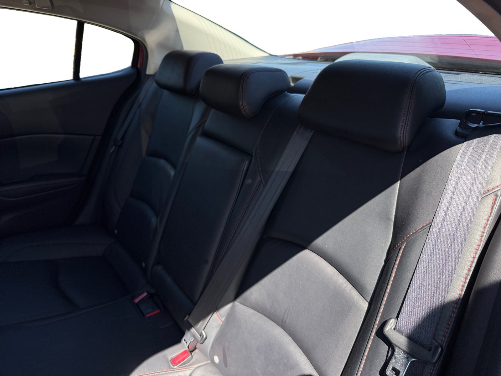 Used 2015 MAZDA MAZDA3 s Touring FWD image 16