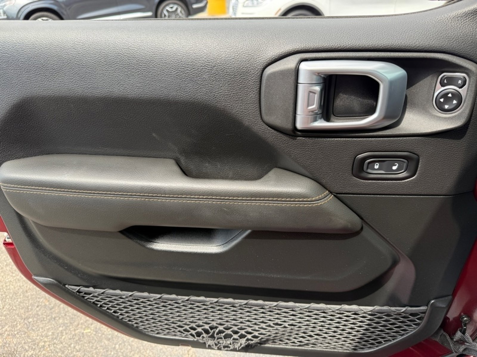 Used 2021 Jeep Gladiator Overland image 35