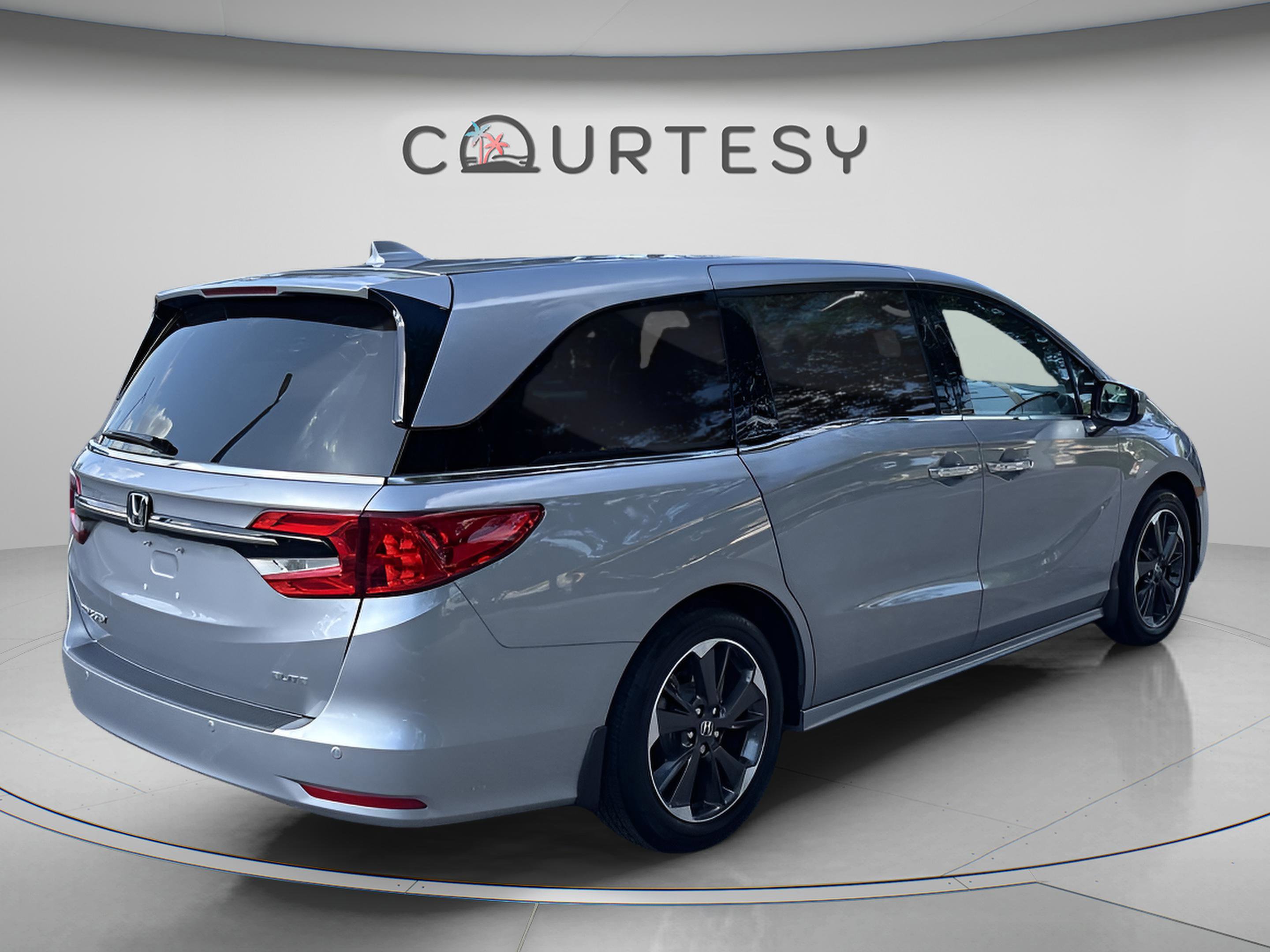 Used 2022 Honda Odyssey Elite image 7