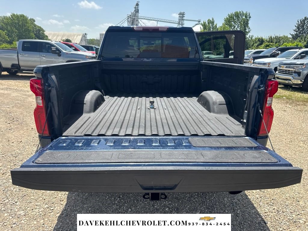 Used 2023 Chevrolet Silverado 2500 LTZ w/ LTZ Plus Package AWD/4WD image 39