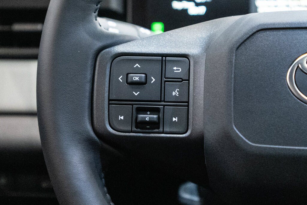 Certified 2026 Toyota RAV4 SE w/ Convenience Package AWD/4WD image 19