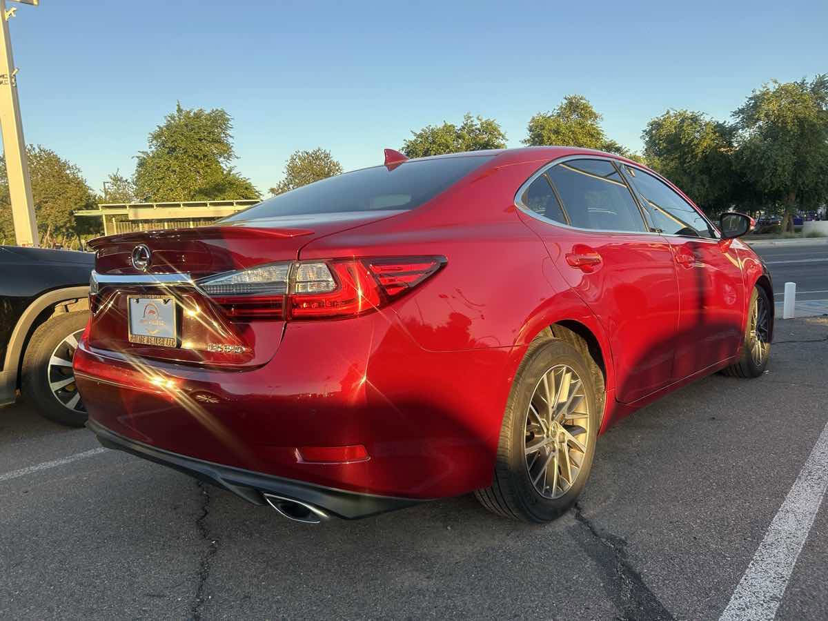 Used 2016 Lexus ES 350 image 4