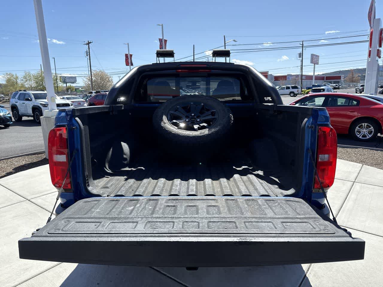 Used 2019 Chevrolet Colorado ZR2 w/ ZR2 Dusk Special Edition AWD/4WD image 6