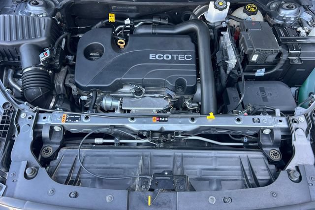 Used 2020 GMC Terrain SLE w/ LPO, Floor Liner Package AWD/4WD image 24