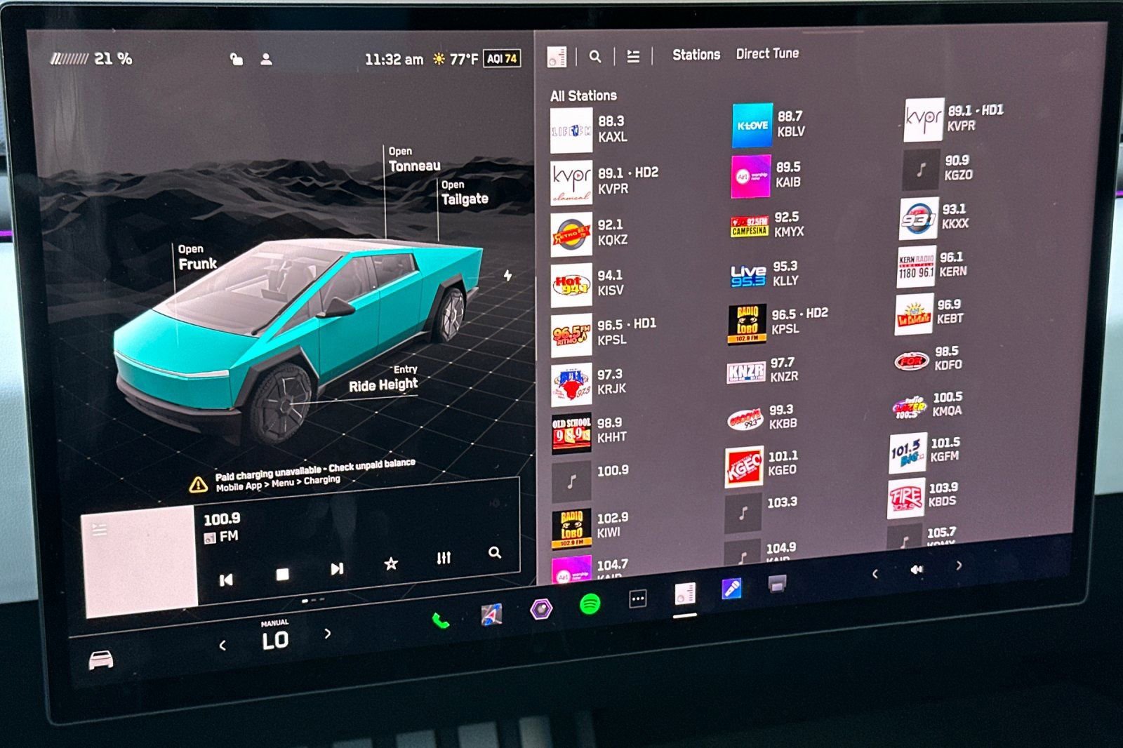 Used 2024 Tesla Cybertruck AWD Crew Cab image 18