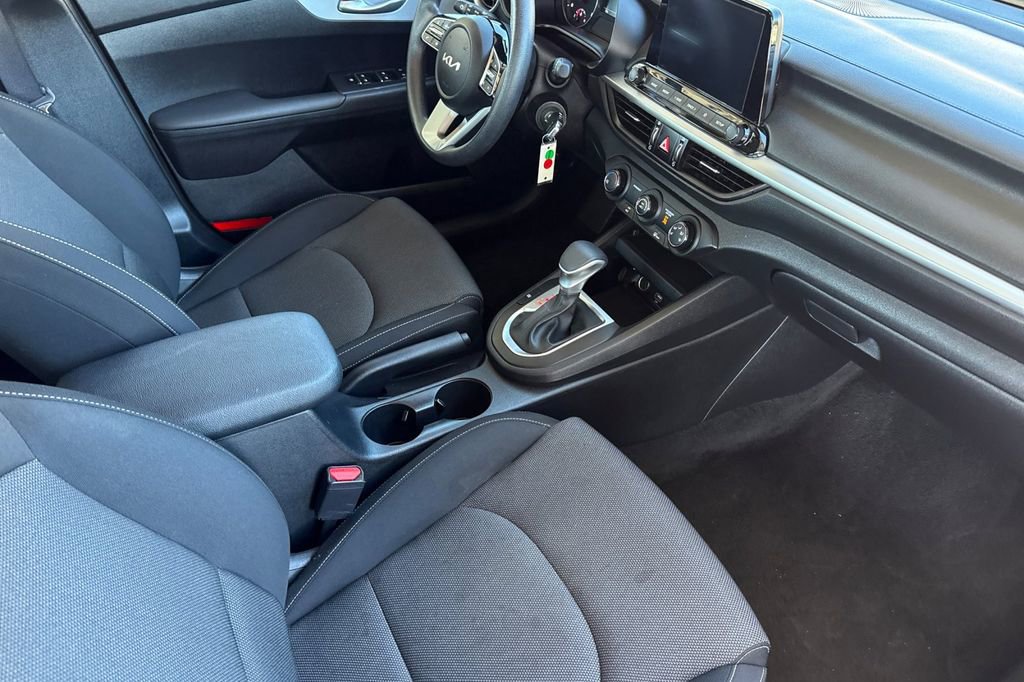 Used 2024 Kia Forte LXS image 23