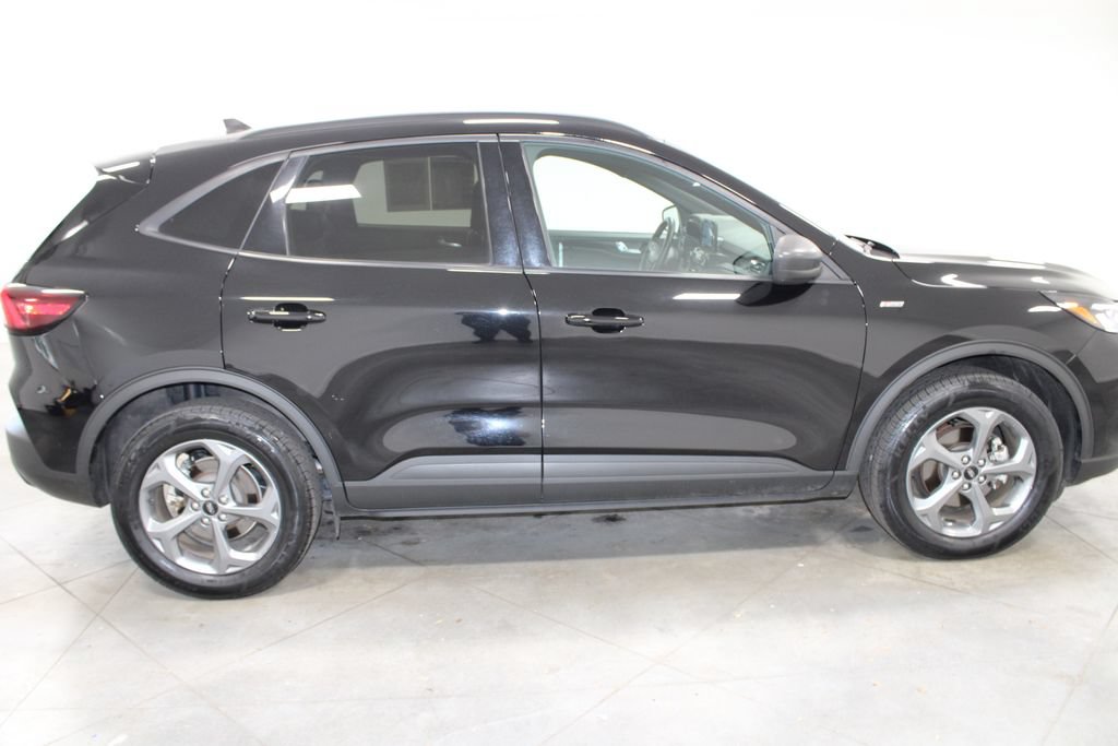 Used 2025 Ford Escape ST-Line AWD/4WD image 11