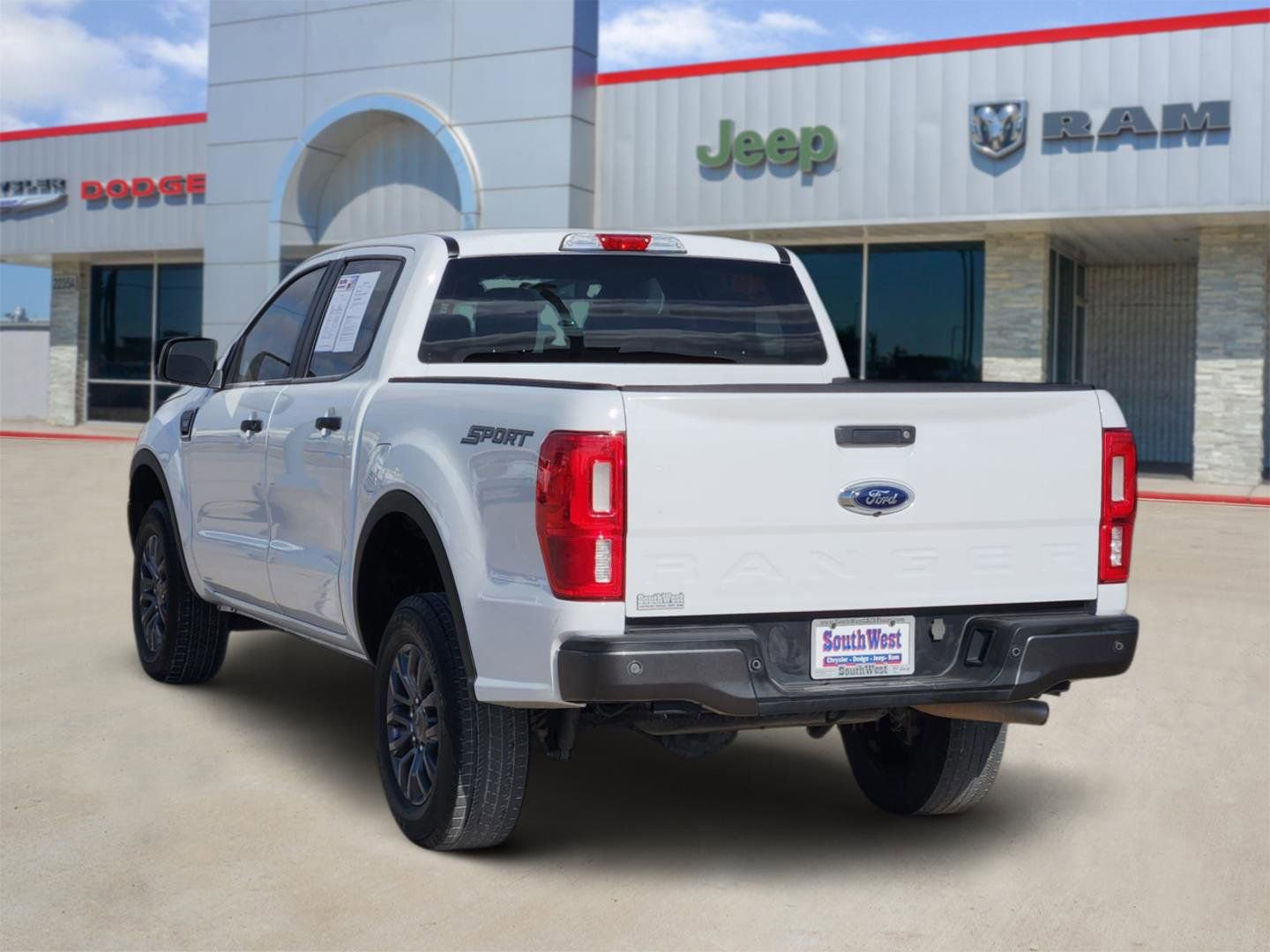 Used 2021 Ford Ranger XLT w/ Equipment Group 301A Mid image 4