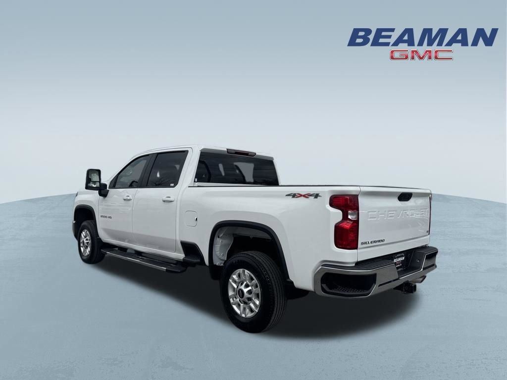 Used 2025 Chevrolet Silverado 2500 LT w/ Convenience Package AWD/4WD image 5