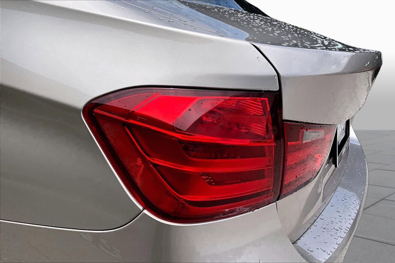 Used 2013 BMW 328i Sedan RWD image 29