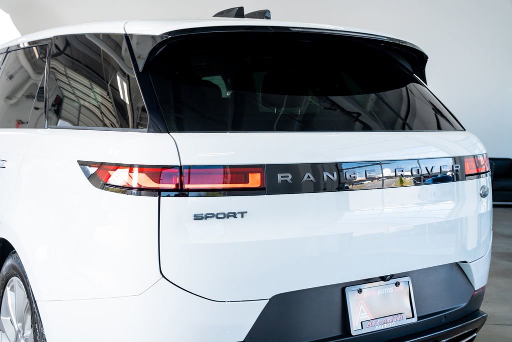 Used 2023 Land Rover Range Rover Sport SE image 22