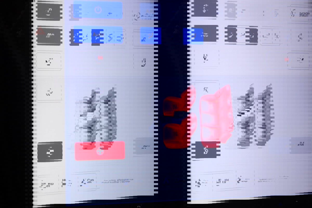 Used 2021 Tesla Model S Long Range Plus image 8