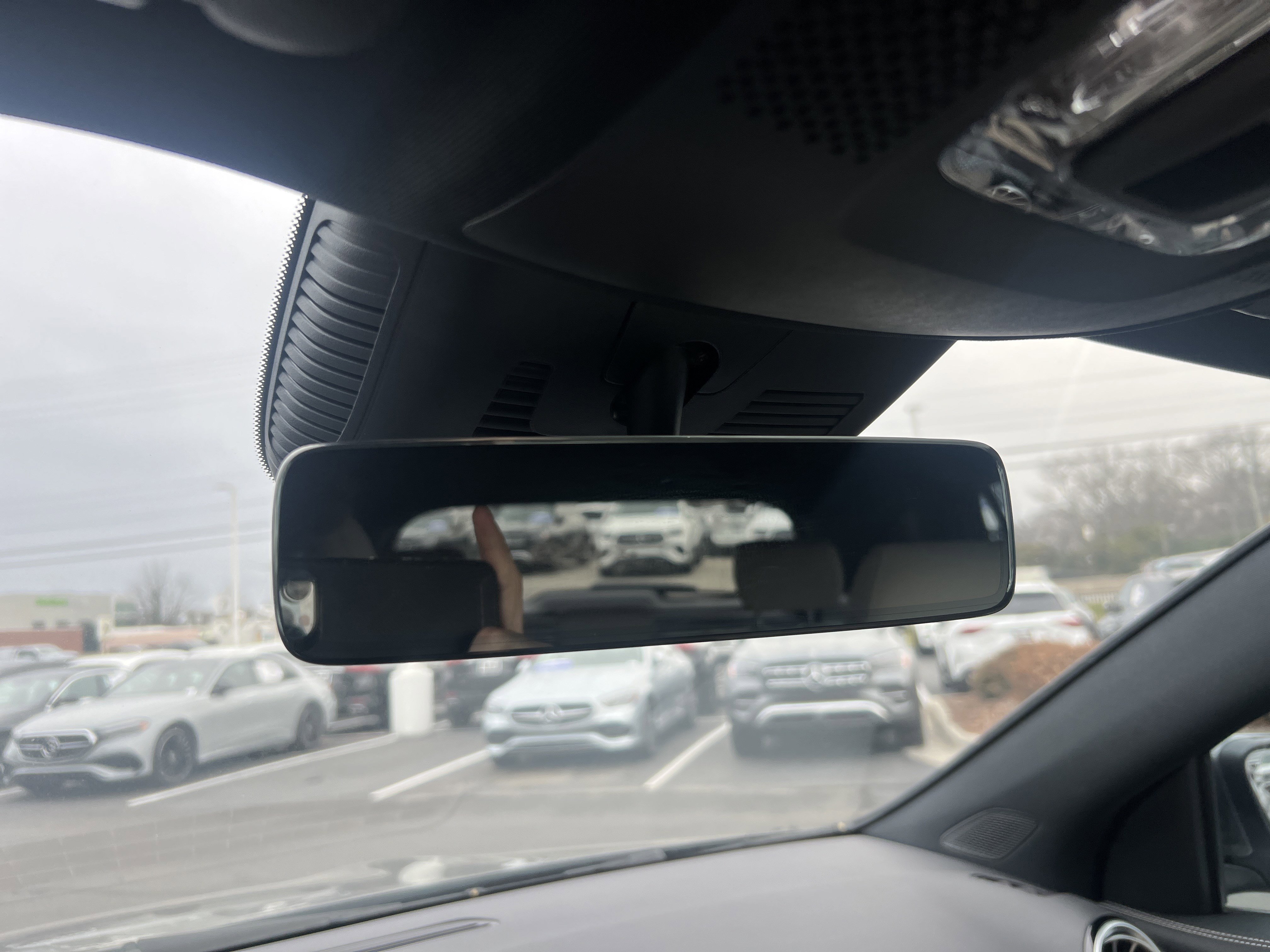 Used 2025 Mercedes-Benz GLA 250 4MATIC image 27