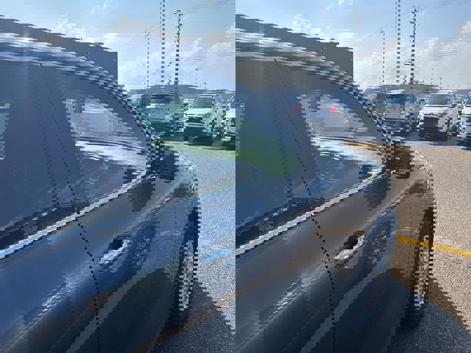 Used 2020 Kia Sorento LX FWD image 16