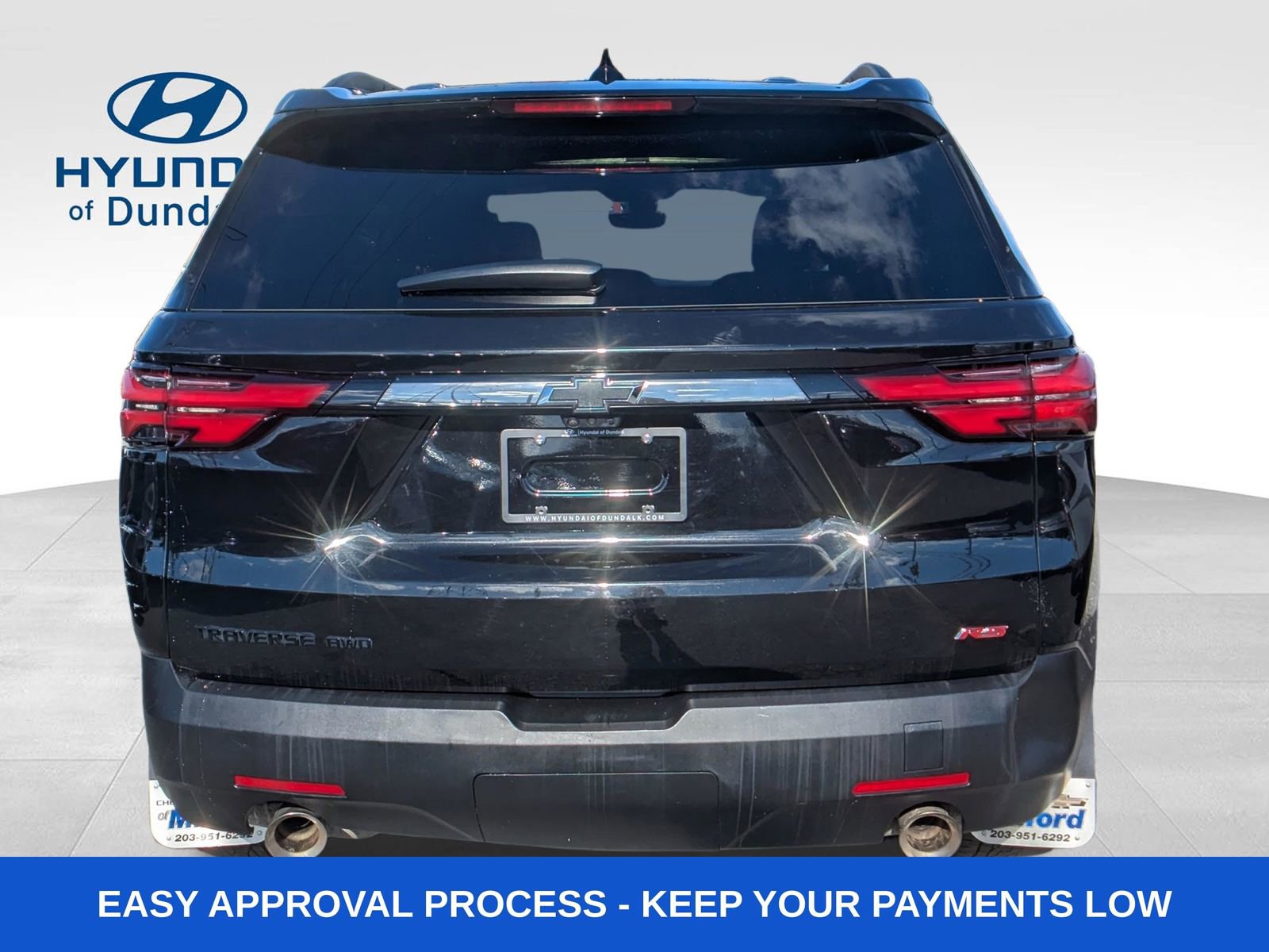 Used 2023 Chevrolet Traverse RS AWD/4WD image 2