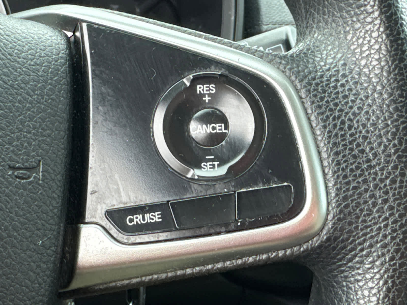 Used 2019 Honda CR-V LX image 20