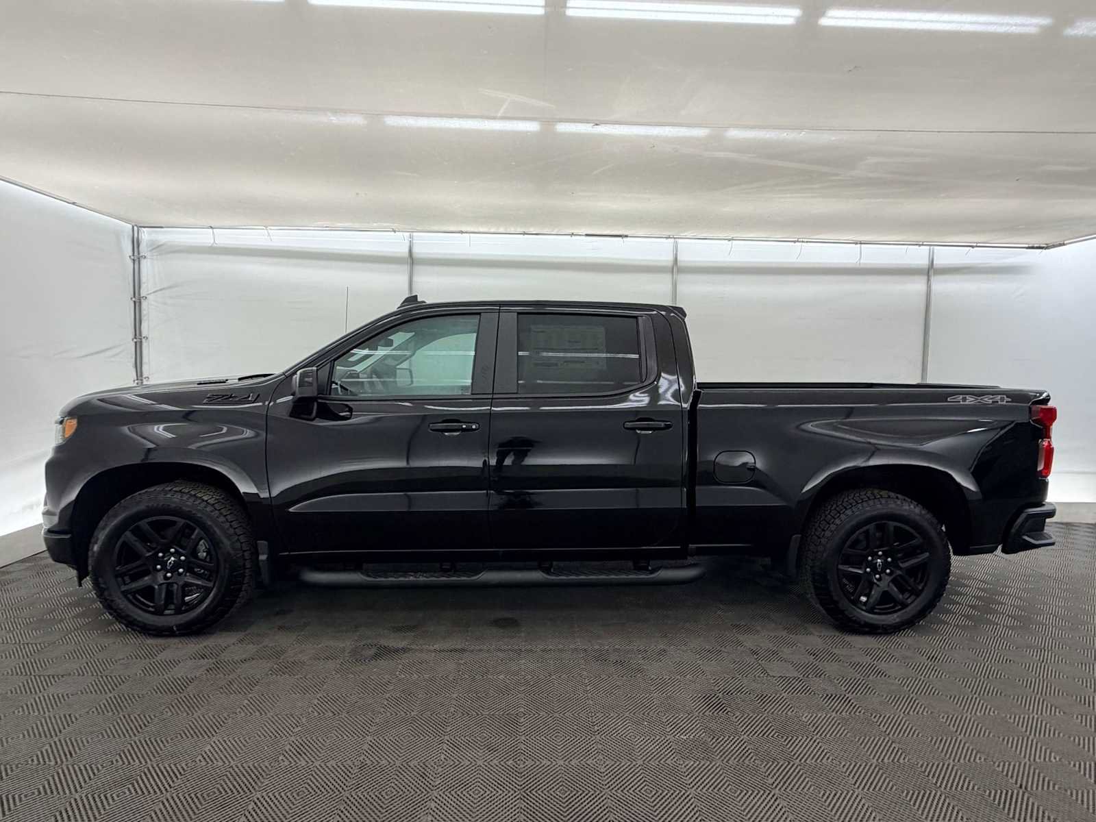 New 2026 Chevrolet Silverado 1500 RST w/ Dark Appearance Package image 3
