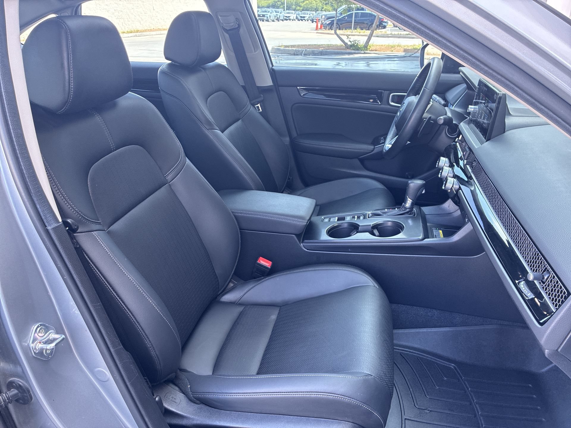 Certified 2024 Honda Civic Touring image 24