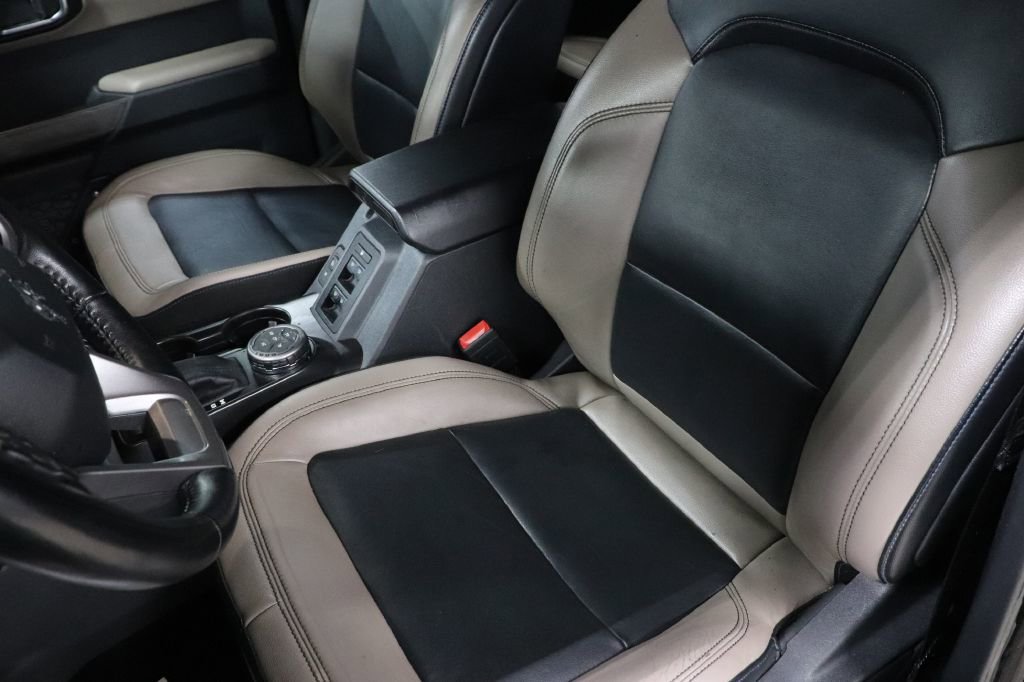 Used 2022 Ford Bronco Wildtrak image 12