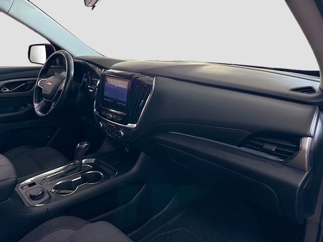 Used 2020 Chevrolet Traverse LT image 30
