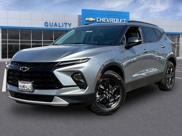 Certified 2023 Chevrolet Blazer LT w/ Midnight/Sport Edition FWD image 3