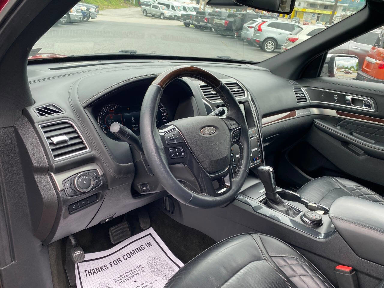 Used 2017 Ford Explorer Platinum AWD/4WD image 10