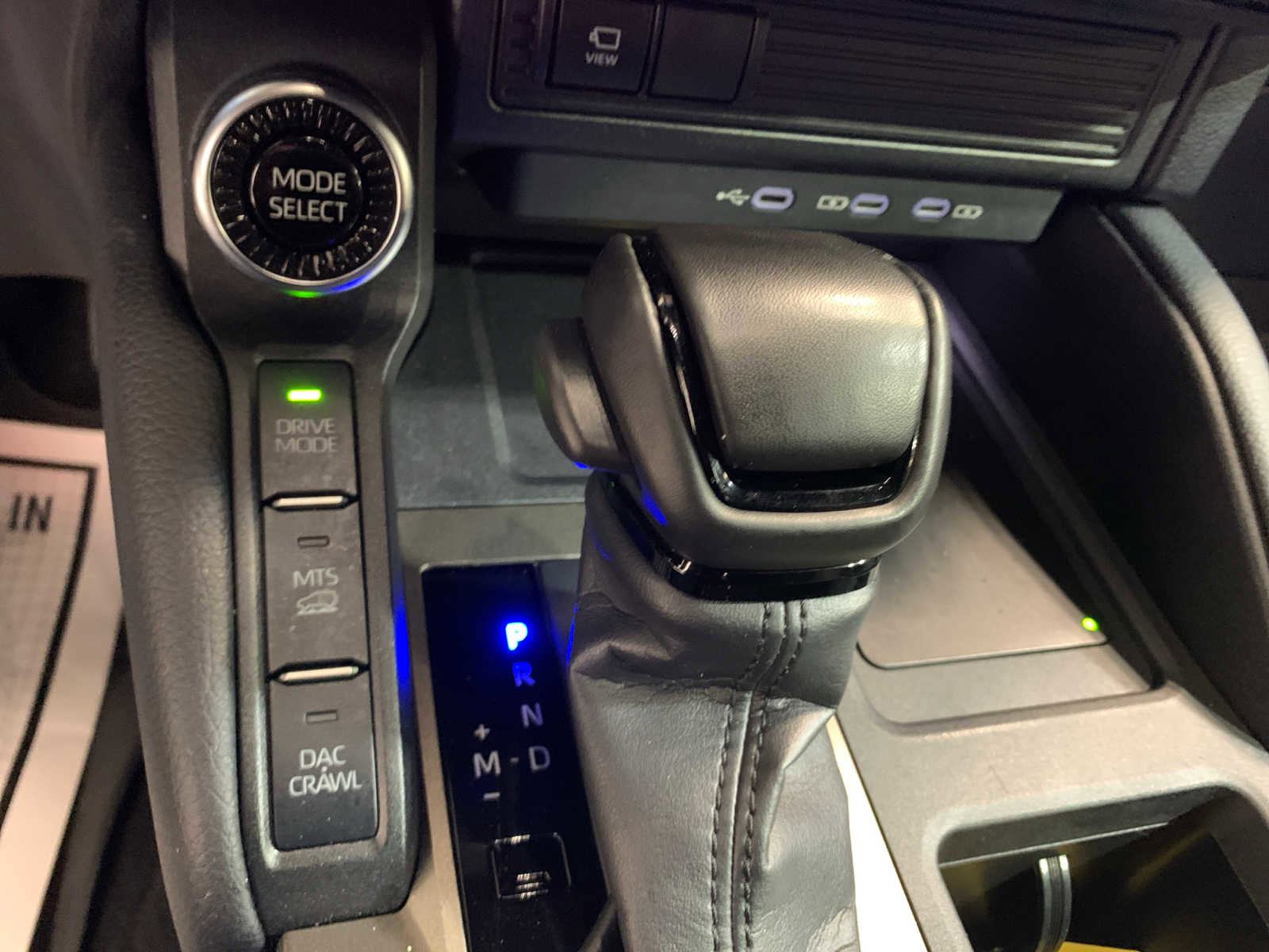 Certified 2025 Toyota Land Cruiser image 7