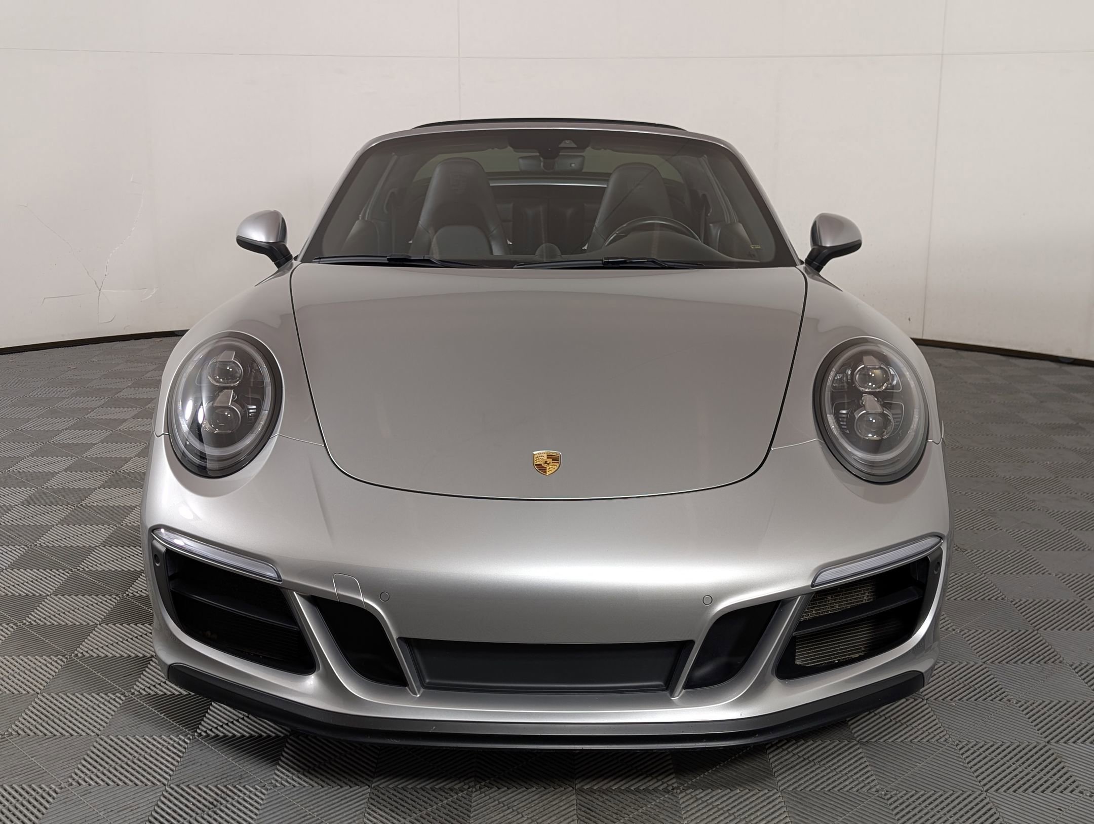 Used 2019 Porsche 911 Targa 4 GTS AWD/4WD image 7