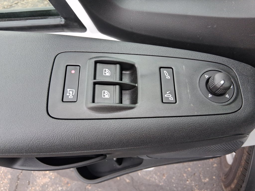 New 2026 RAM ProMaster 1500 w/ Convenience Group FWD image 9