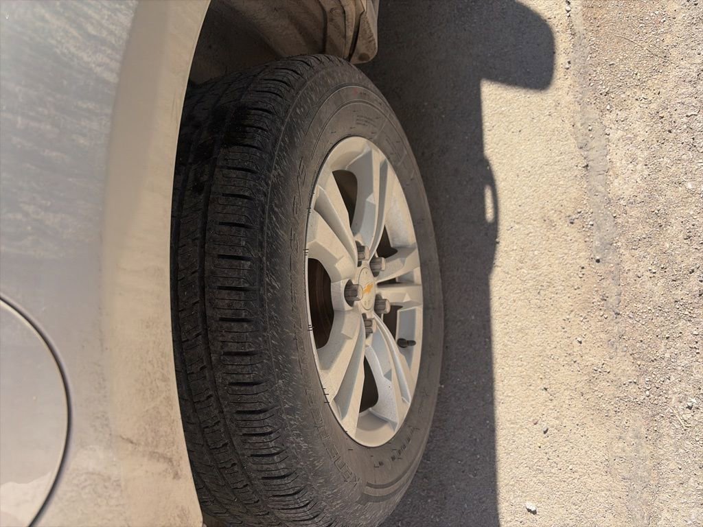 Used 2014 Chevrolet Equinox LS FWD image 6