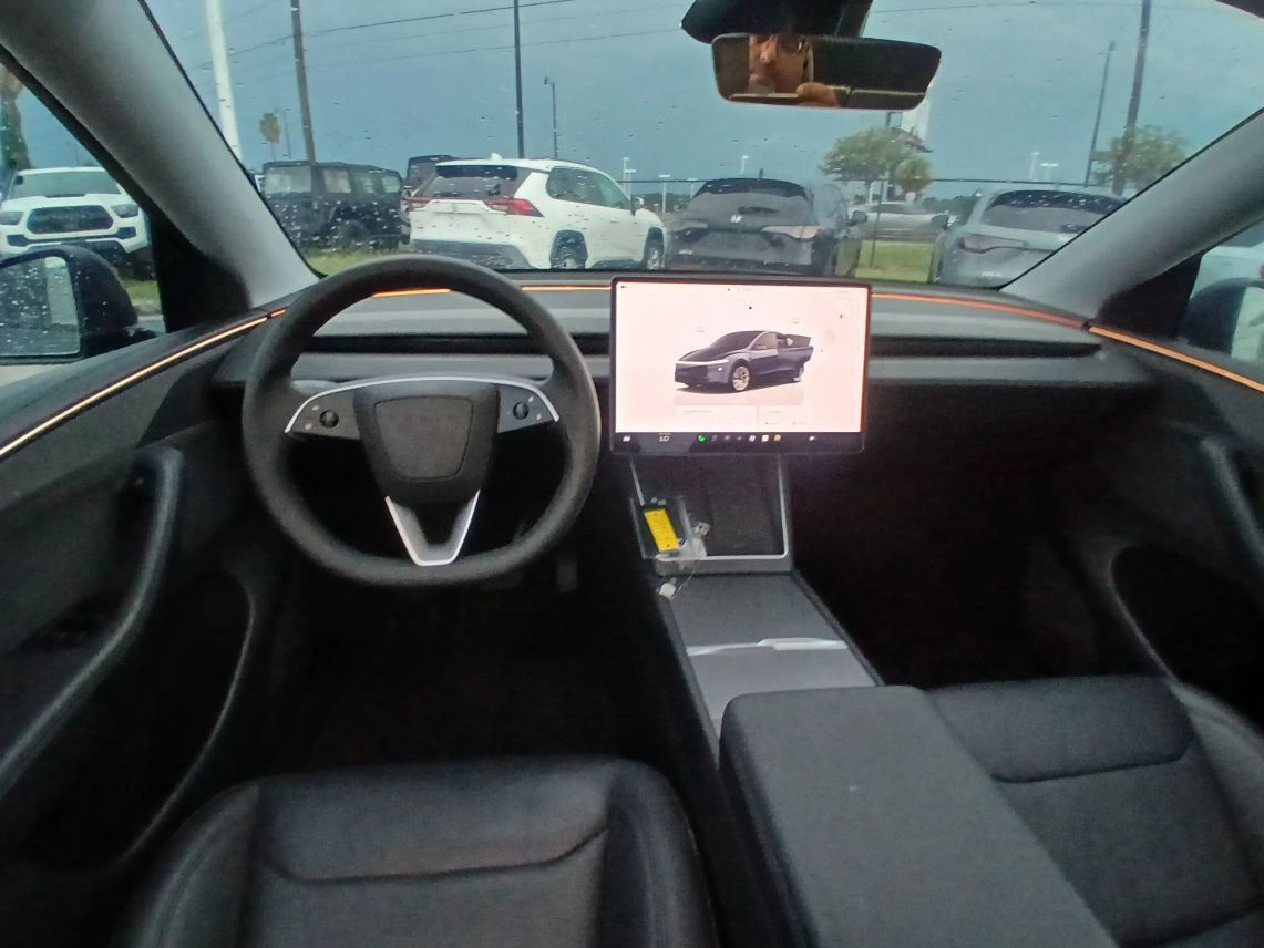 Used 2026 Tesla Model Y Long Range AWD/4WD image 21