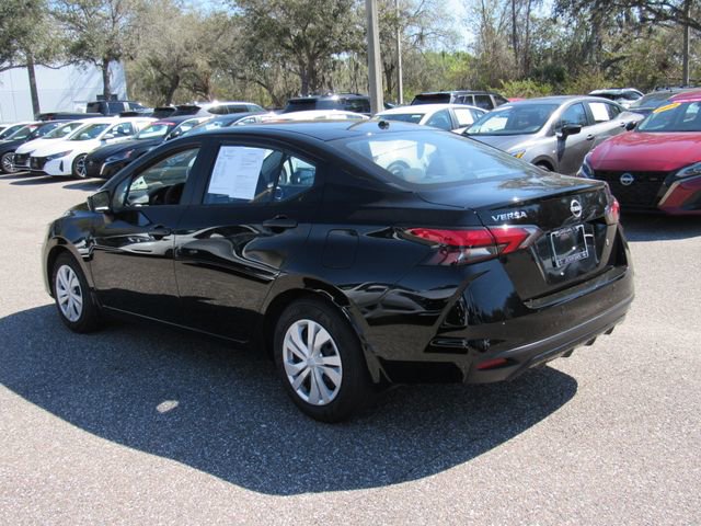 Certified 2025 Nissan Versa S w/ Trunk Package image 5