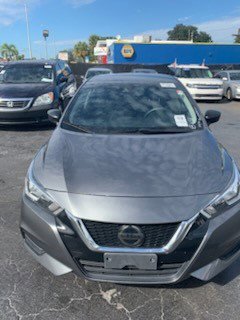 Used 2020 Nissan Versa S image 1