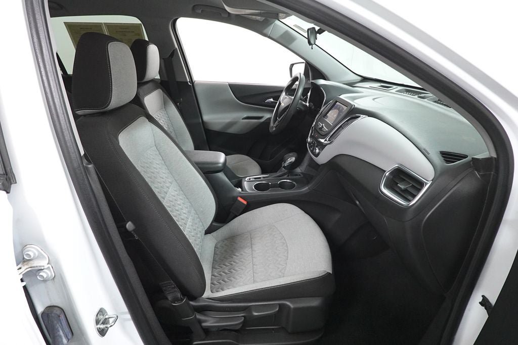 Used 2022 Chevrolet Equinox LS w/ LS Convenience Package AWD/4WD image 31