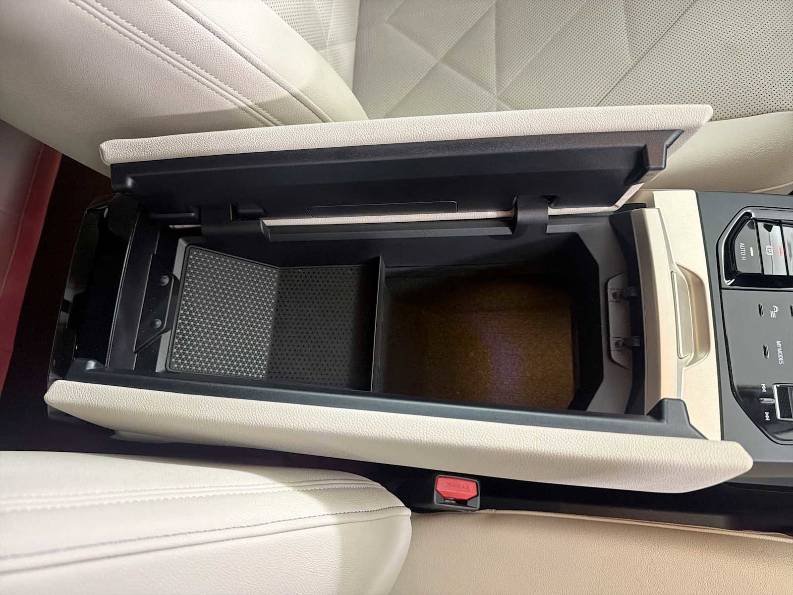 Certified 2026 BMW iX xDrive60 image 26