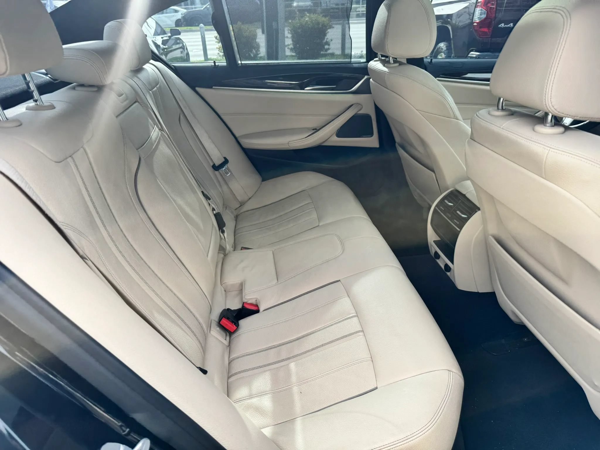 Used 2018 BMW 540i RWD image 29