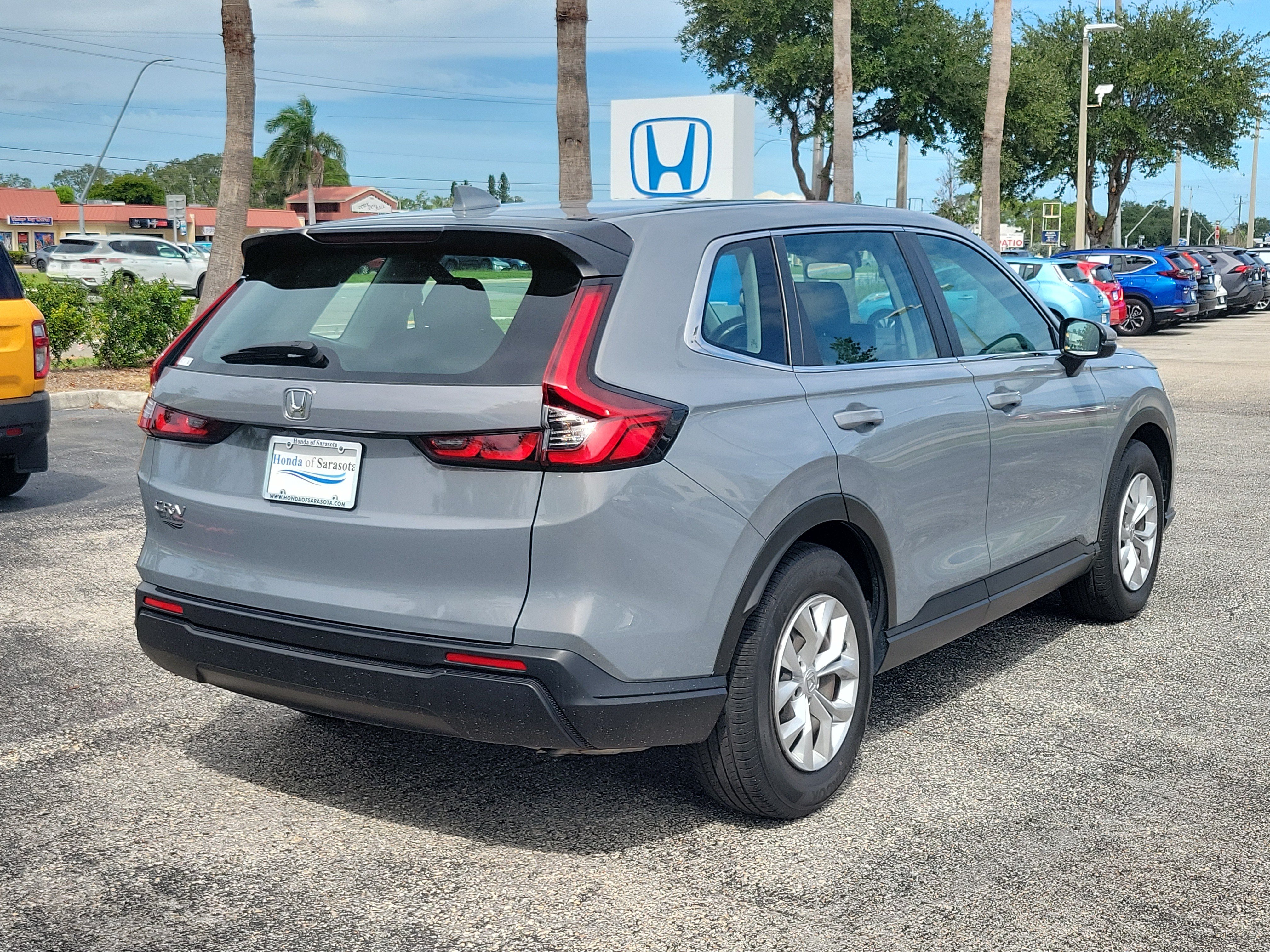 Used 2024 Honda CR-V LX image 7