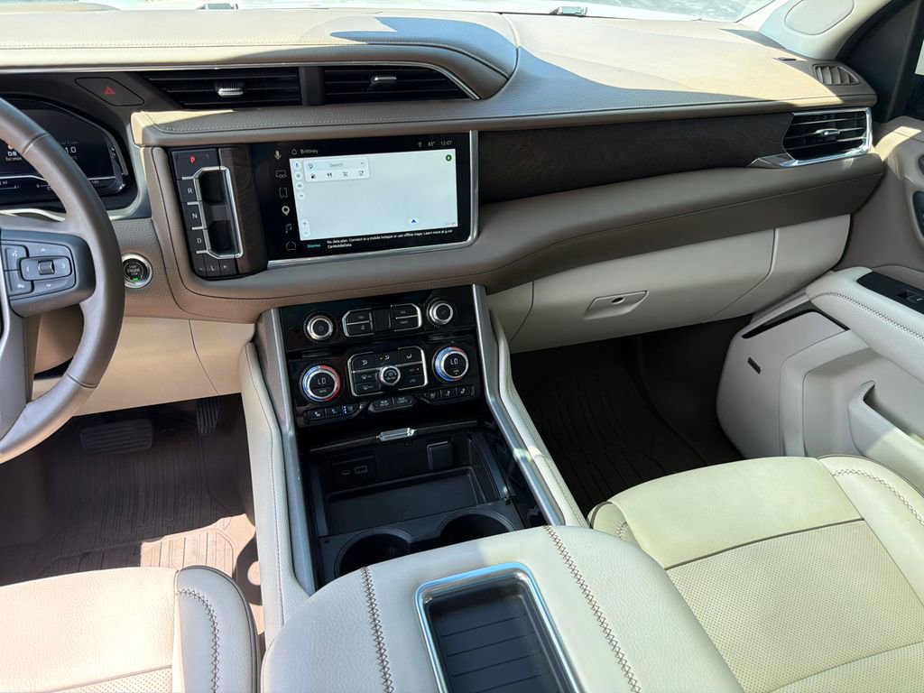 Used 2023 GMC Yukon Denali image 15