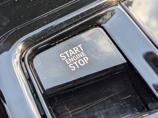 Used 2025 BMW 540i xDrive image 29